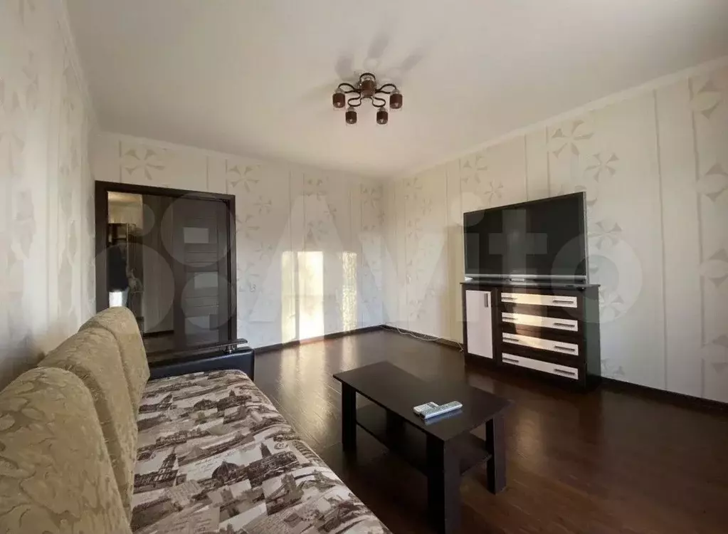 1-к. квартира, 50 м, 5/14 эт. - Фото 1