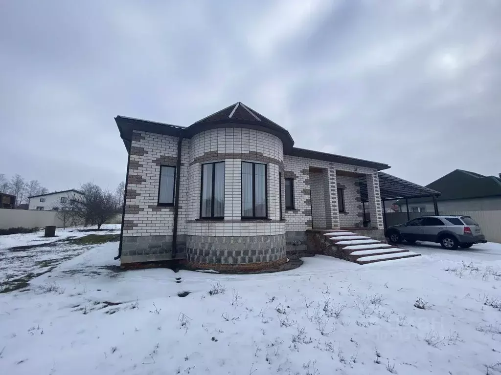 Дом в Белгородская область, Белгородский район, Разумное рп ул. ... - Фото 1