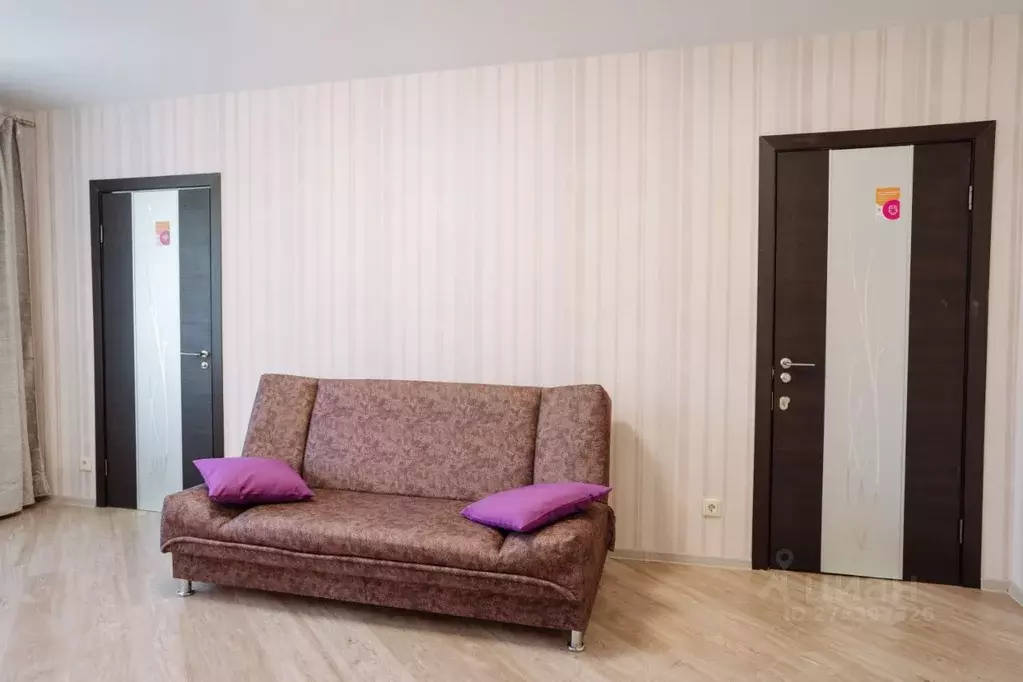 2-к кв. Карелия, Петрозаводск просп. Ленина, 37 (50.0 м) - Фото 1