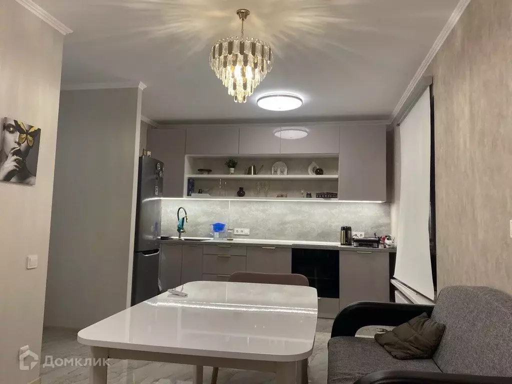 Продаётся 2-к квартира, 60.8 м - Фото 1
