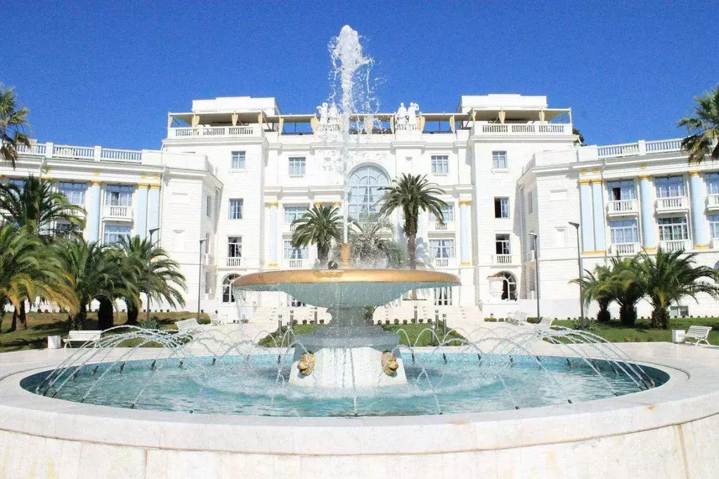 Дом в Краснодарский край, Сочи Новый Сочи мкр,  (1100 м) - Фото 1