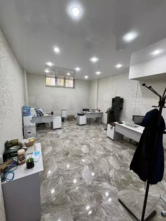 Офис с арендатором, 18 м. Доход 10тр. Собственник - Фото 1