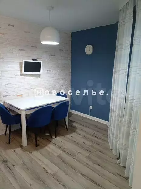 3-к. квартира, 120м, 1/10эт. - Фото 0