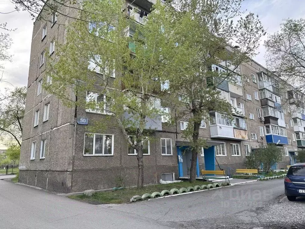 2-к кв. Хакасия, Саяногорск Саяногорск городской округ, Заводской мкр, ... - Фото 1