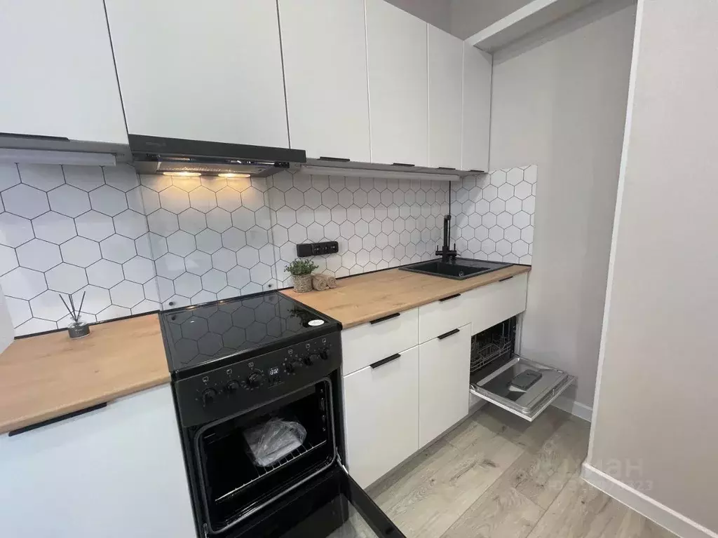 2-к кв. Москва Новопеределкинская ул., 14К1 (54.2 м) - Фото 0