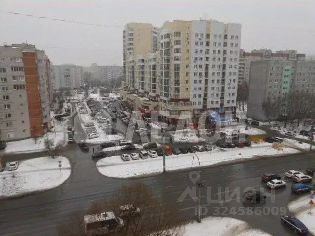 3-к кв. Омская область, Омск ул. 70 лет Октября, 18 (63.6 м) - Фото 1