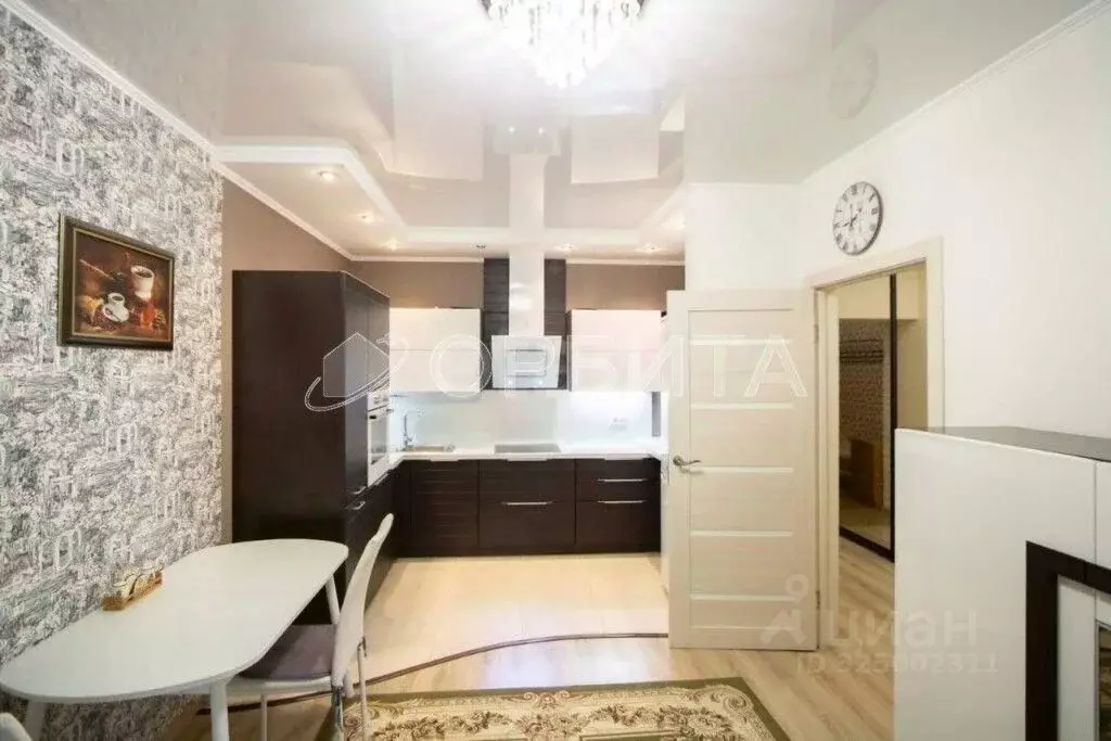 2-к кв. Тюменская область, Тюмень Харьковская ул., 68 (68.0 м) - Фото 2