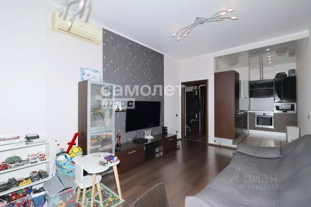 2-к кв. Кемеровская область, Кемерово бул. Строителей, 53А (54.7 м) - Фото 1