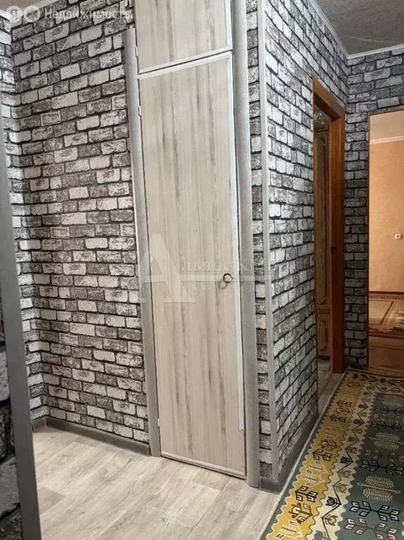 3-комнатная квартира: Зеленокумск, Советская улица, 5 (58 м) - Фото 0