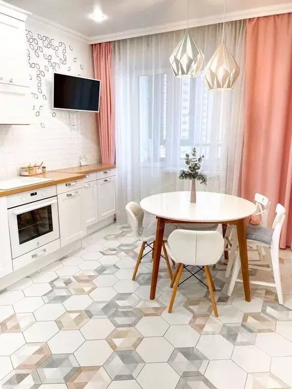 3-к кв. Санкт-Петербург ул. Есенина, 1к3 (90.0 м) - Фото 0