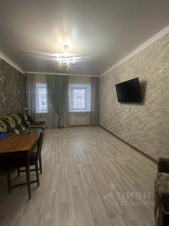3-к кв. Свердловская область, Дегтярск ул. Калинина, 38 (64.0 м) - Фото 0
