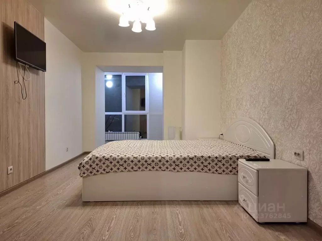 2-к кв. Кировская область, Киров ул. Ленина, 184к1 (64.0 м) - Фото 2