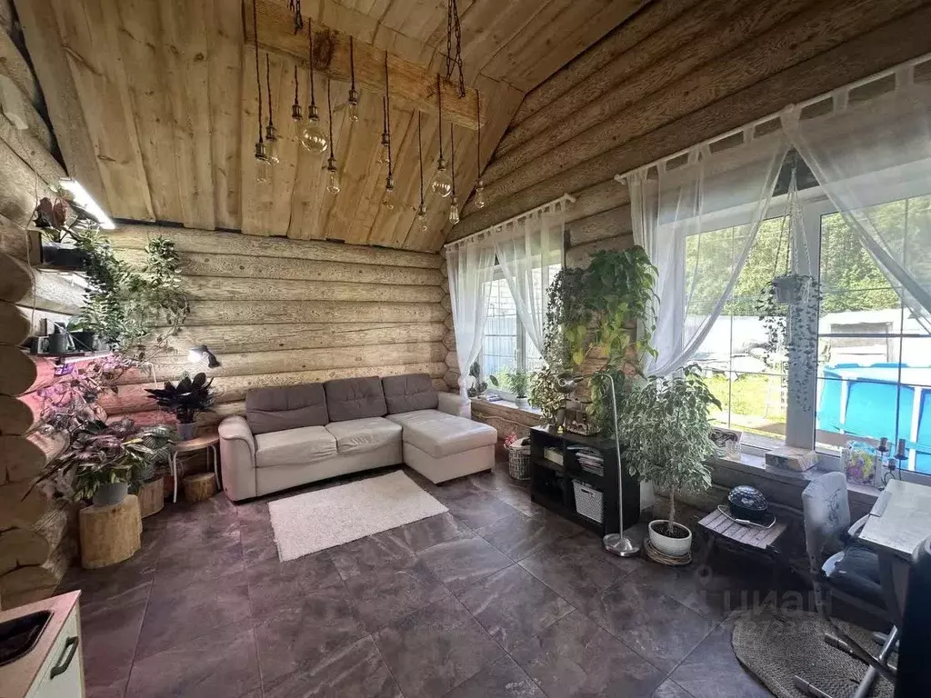 Дом в Московская область, Коломна городской округ, д. Зиновьево ул. ... - Фото 1