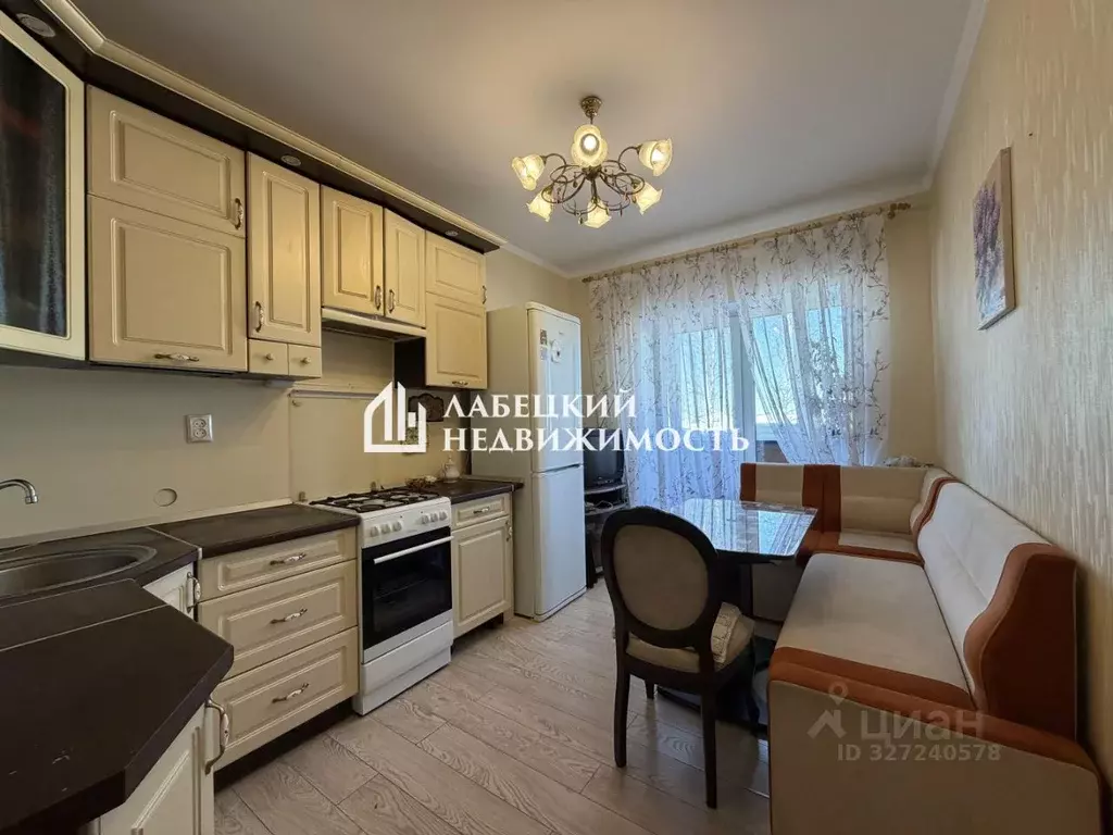 3-к кв. Ленинградская область, Тосненский район, Федоровское городское ... - Фото 1