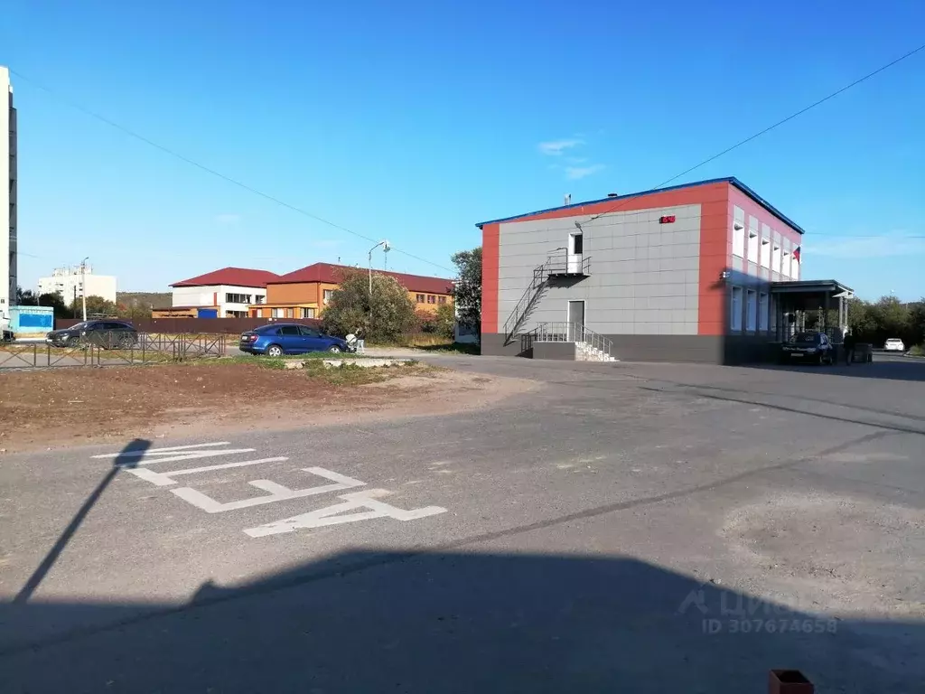 Торговая площадь в Мурманская область, Кольский район, Молочный ... - Фото 1