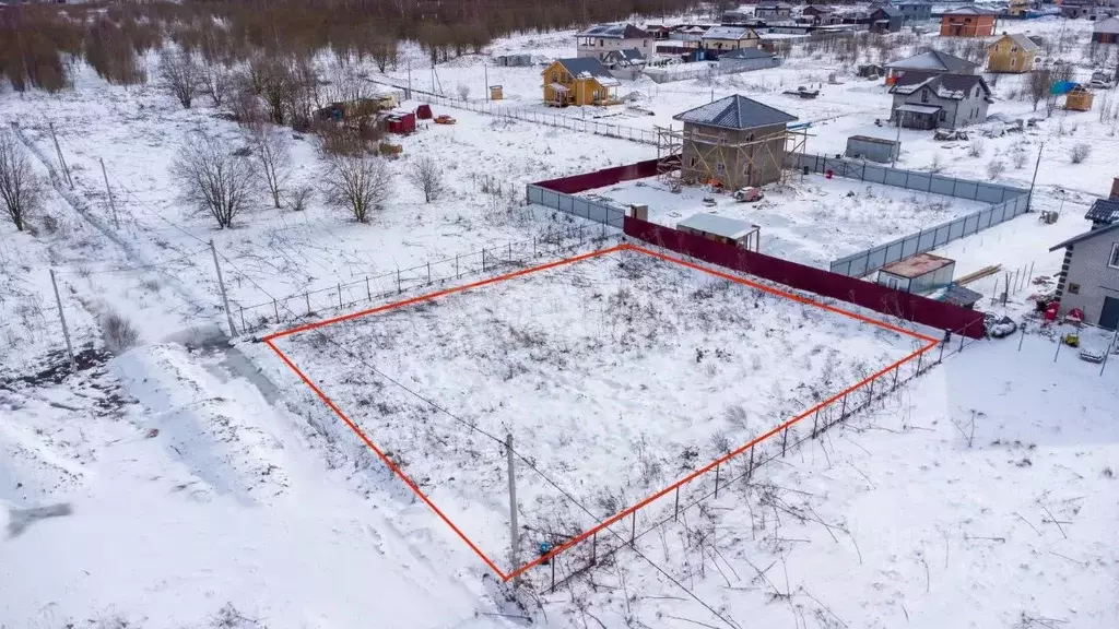 Участок в Ленинградская область, Тосненский район, Федоровское ... - Фото 0