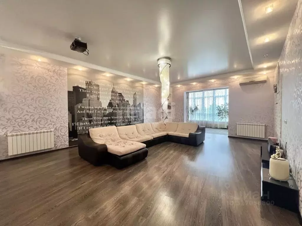 3-к кв. Белгородская область, Белгород Садовая ул., 61б (160.6 м) - Фото 1