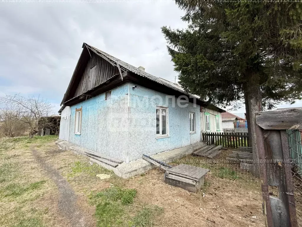 Дом в Свердловская область, Артемовский ул. Механизаторов (60 м) - Фото 1