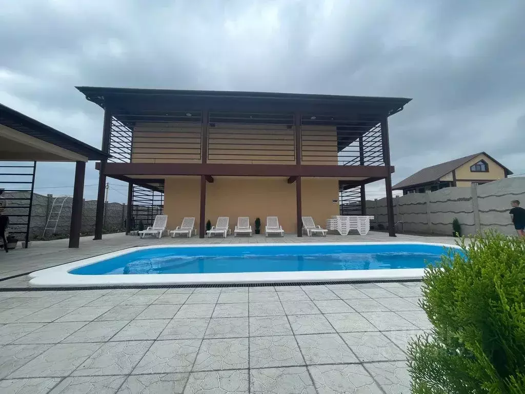 1-к кв. Крым, Сакский район, с. Уютное  (20.0 м) - Фото 1