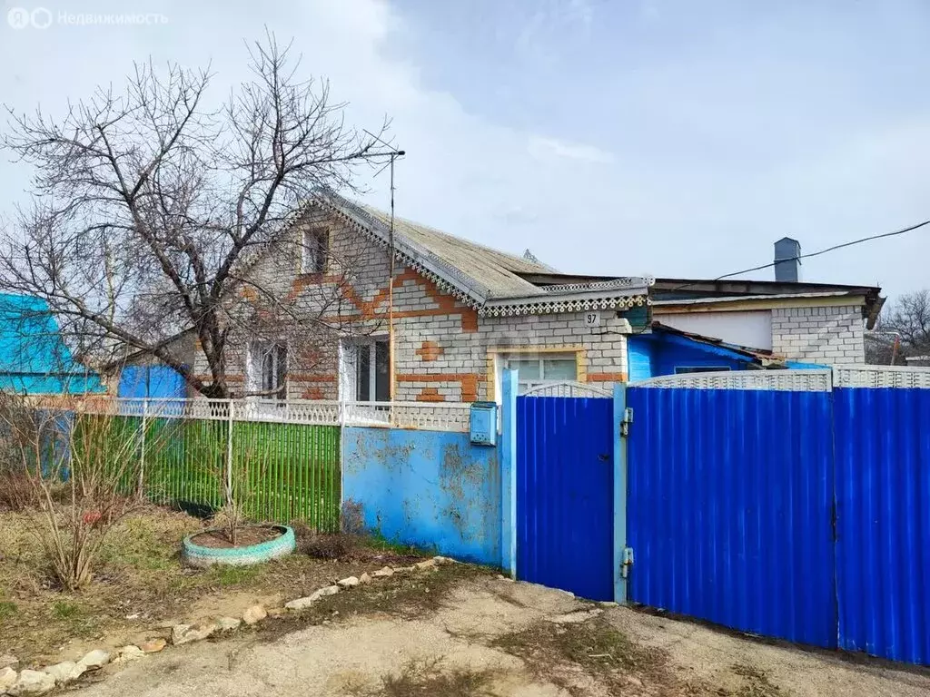 Дом в Энгельс, посёлок Новое Осокорье, Байкальская улица (126 м) - Фото 0