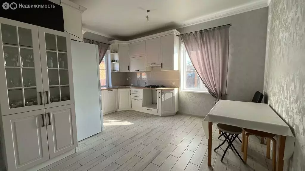Дом в Курганинск, улица Демьяна Бедного (50 м) - Фото 1
