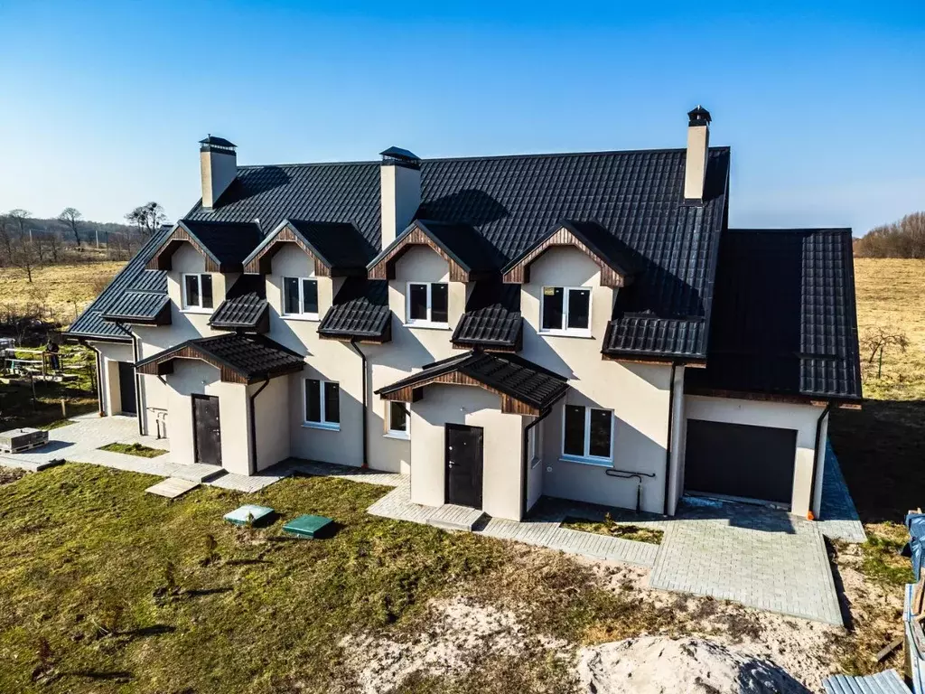 Дом в Калининградская область, Гурьевский муниципальный округ, пос. ... - Фото 1