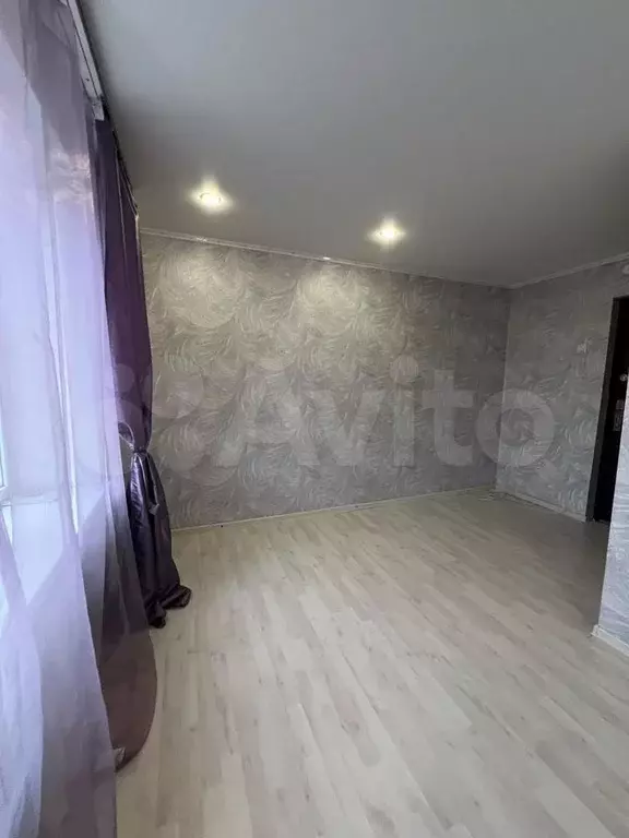 Комната 13 м в 2-к., 5/5 эт. - Фото 1