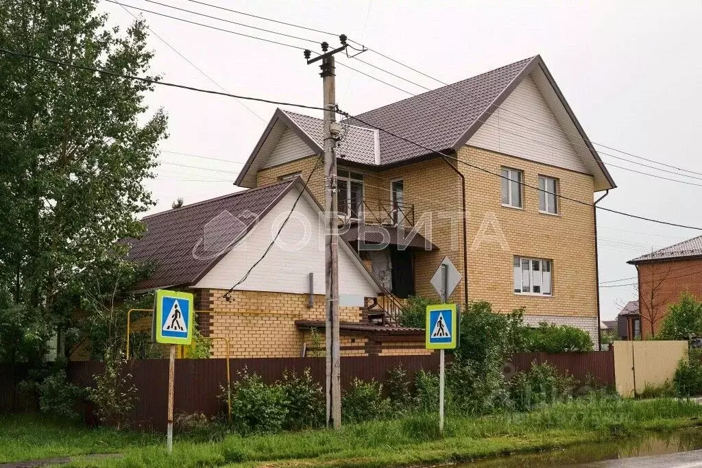 Дом в Тюменская область, Тюмень Энтузиастов мкр, ул. Югорская, 26 (230 ... - Фото 2