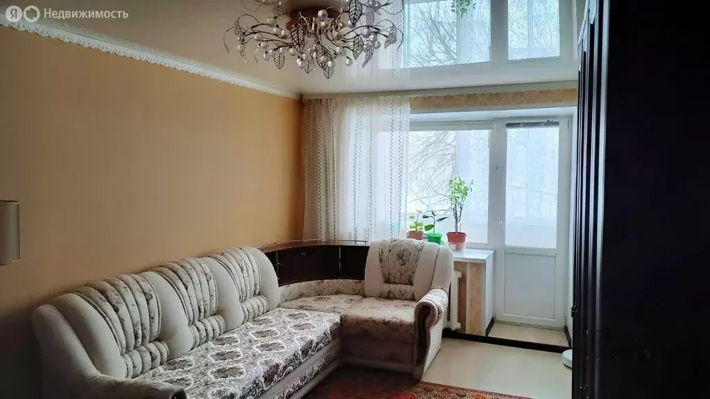 3-комнатная квартира: Уфа, Владивостокская улица, 15 (59.7 м) - Фото 1