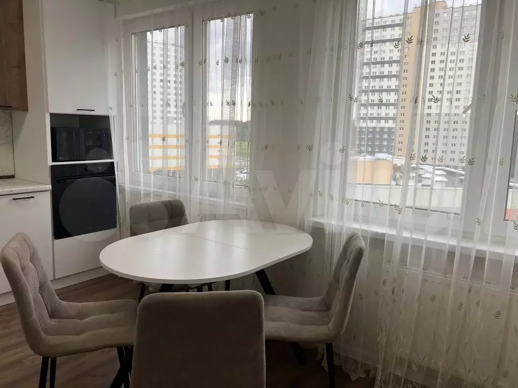 2-к. квартира, 51 м, 7/16 эт. - Фото 1