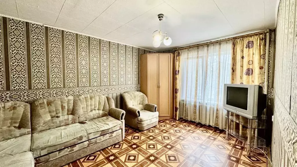 1-к кв. Татарстан, Казань ул. Братьев Касимовых, 28 (30.0 м) - Фото 1