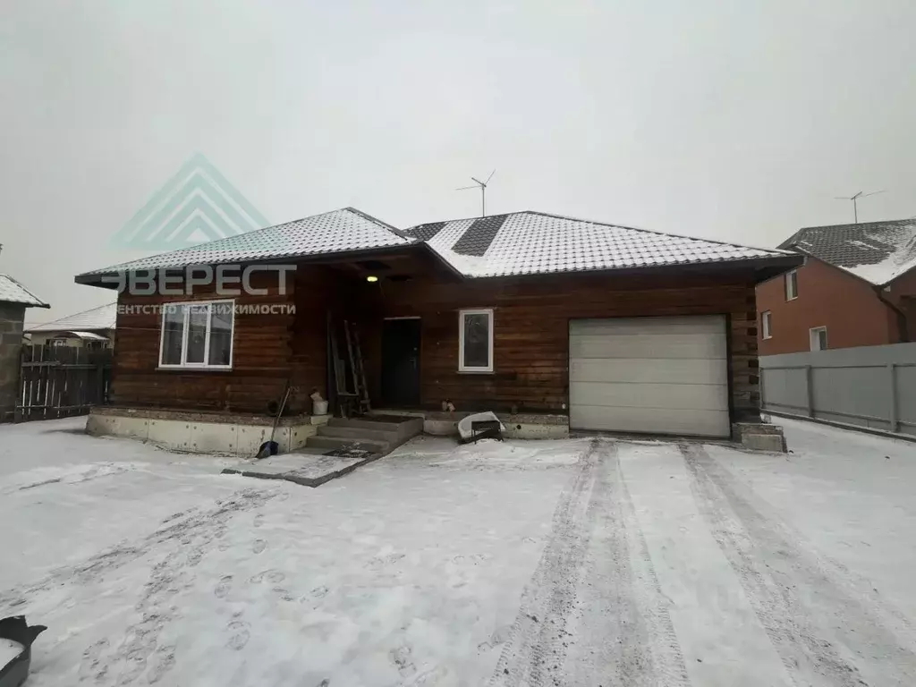 Коттедж в Хакасия, Абакан ул. Анны Ахматовой (245 м) - Фото 1