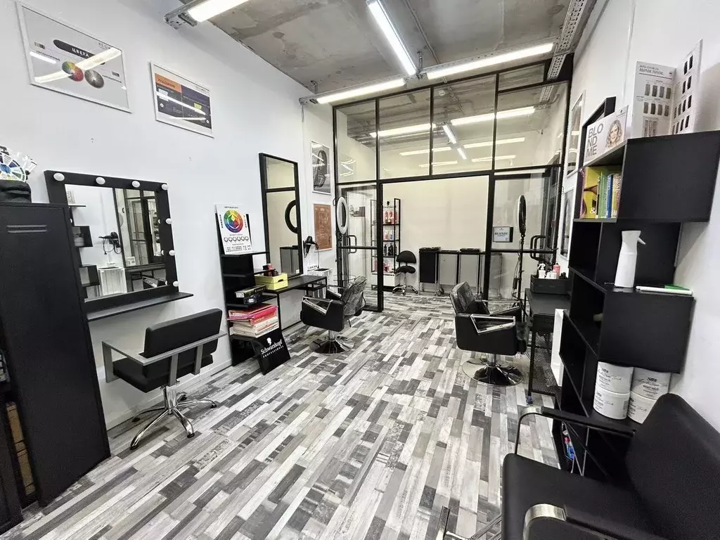 Торговая площадь в Санкт-Петербург Московский просп., 183-185Ак2 (90 ... - Фото 1