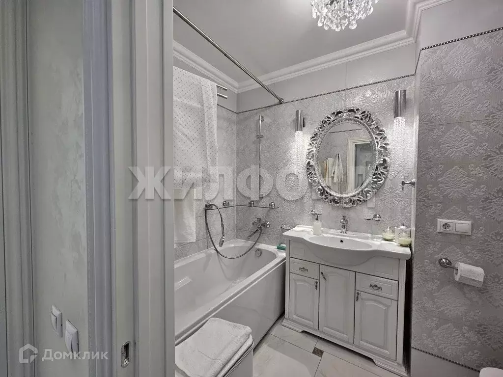 Продаётся 4-к квартира, 105.3 м - Фото 1