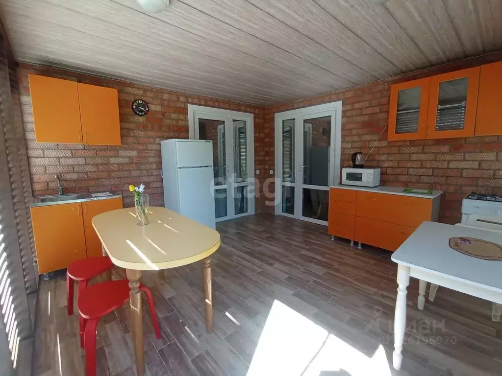 Дом в Краснодарский край, Ейский район, Должанская ст-ца ул. Чапаева ... - Фото 2