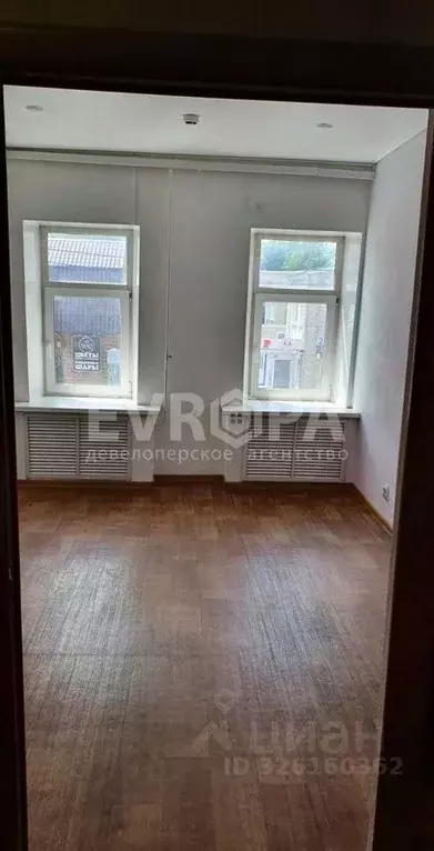 Офис в Ульяновская область, Ульяновск ул. Карла Маркса, 23 (25 м) - Фото 1