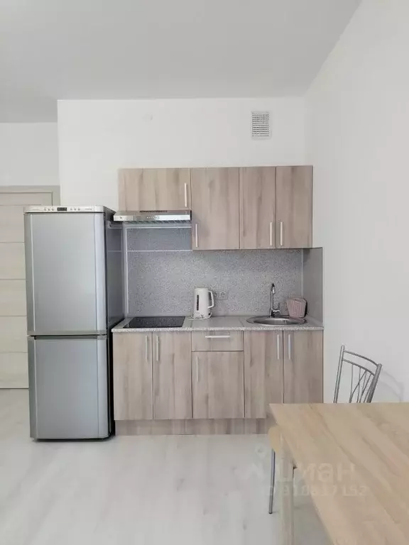Студия Санкт-Петербург ул. Верхне-Каменская, 9к1 (25.0 м) - Фото 1