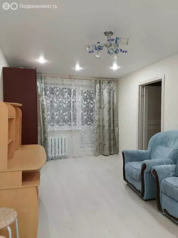 3-комнатная квартира: Новочебоксарск, Советская улица, 12 (56.8 м) - Фото 1