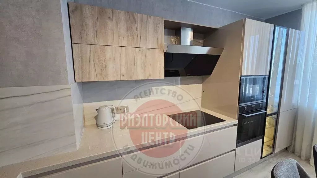 3-к кв. Белгородская область, Белгород Белгородский просп., 100 (86.0 ... - Фото 1