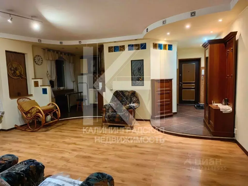 3-к кв. Калининградская область, Калининград ул. Алябьева, 22 (92.7 м) - Фото 1