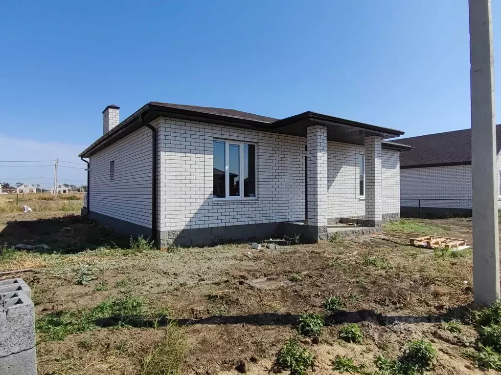 Дом в Ростовская область, Неклиновский район, с. Новобессергеневка ул. ... - Фото 2