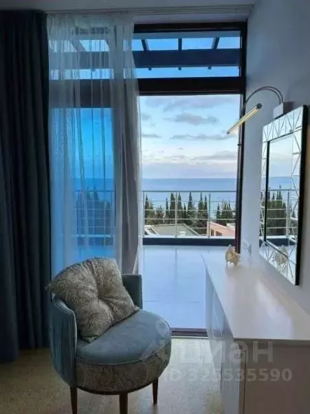 2-к кв. Крым, Алушта аллея Декабристов, 5 (66.8 м) - Фото 2