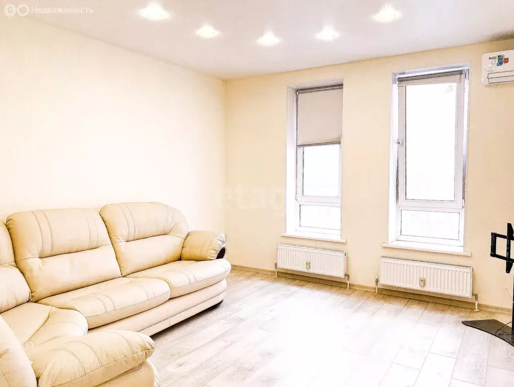 1-комнатная квартира: Тюмень, улица Газовиков, 35 (47.6 м) - Фото 1