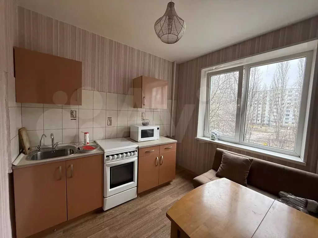 2-к. квартира, 53 м, 3/9 эт. - Фото 0