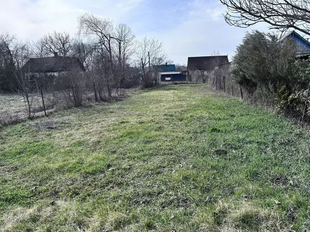 Участок в Адыгея, Майкопский район, Абадзехская ст-ца ул. Винника ... - Фото 1