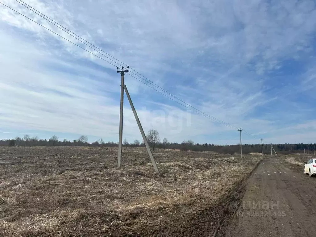 Участок в Московская область, Волоколамский муниципальный округ, д. ... - Фото 1