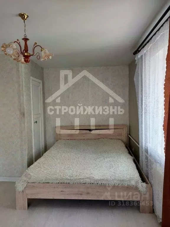 1-к кв. Свердловская область, Екатеринбург ул. Бажова, 73 (30.3 м) - Фото 0