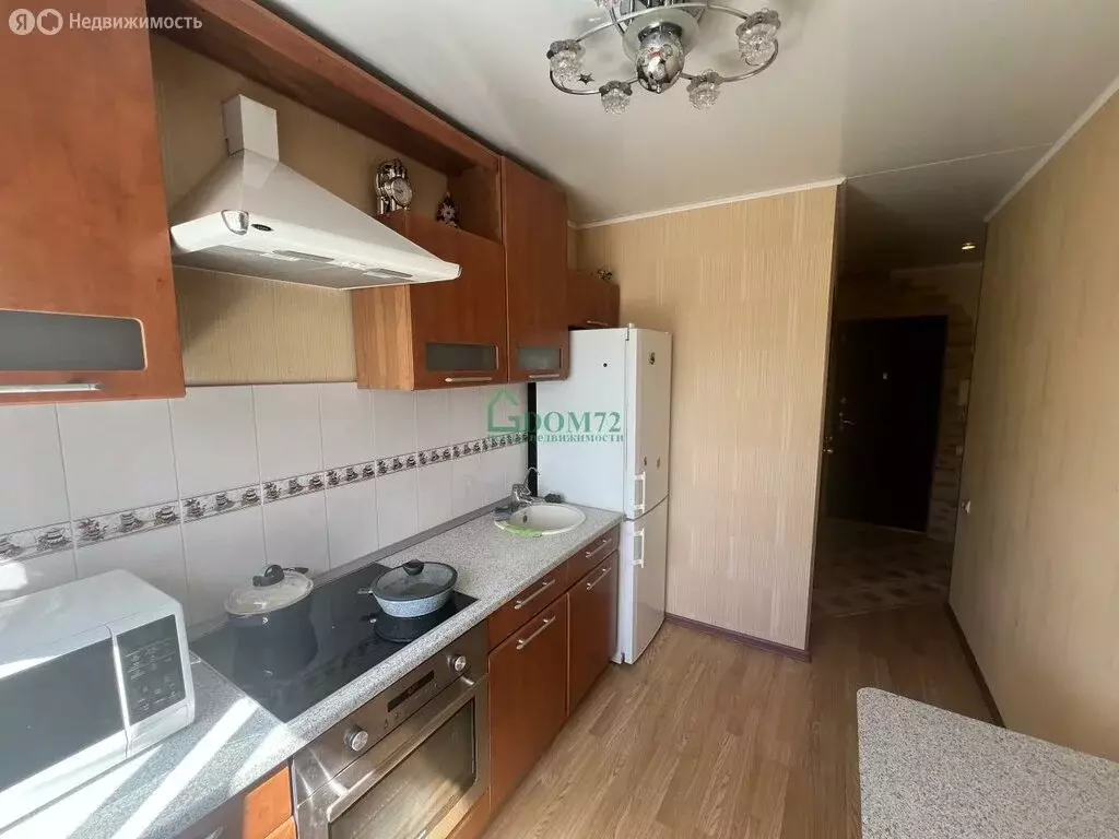 3-комнатная квартира: Тобольск, 4-й микрорайон, 16 (60 м) - Фото 1