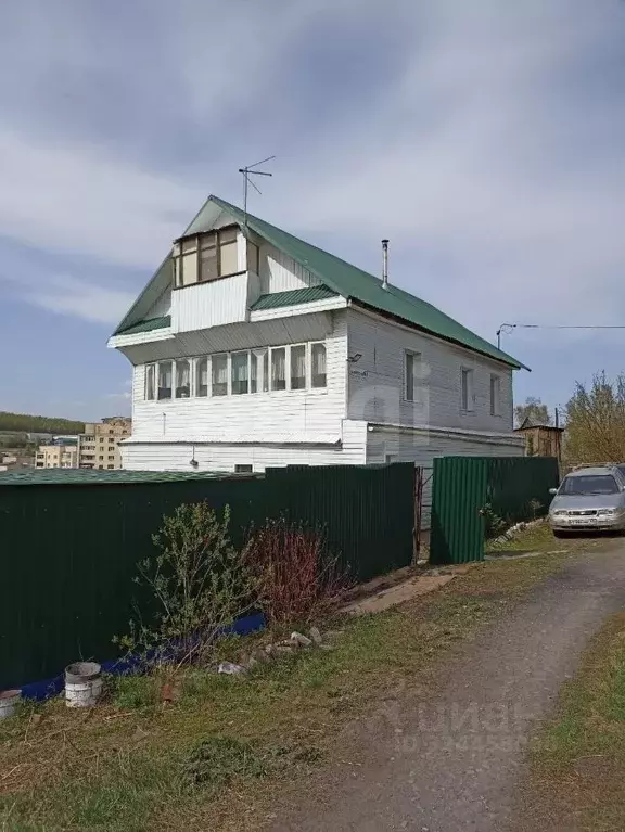 Дом в Кемеровская область, Кемерово пос. Комиссарово, ул. 3-я ... - Фото 0