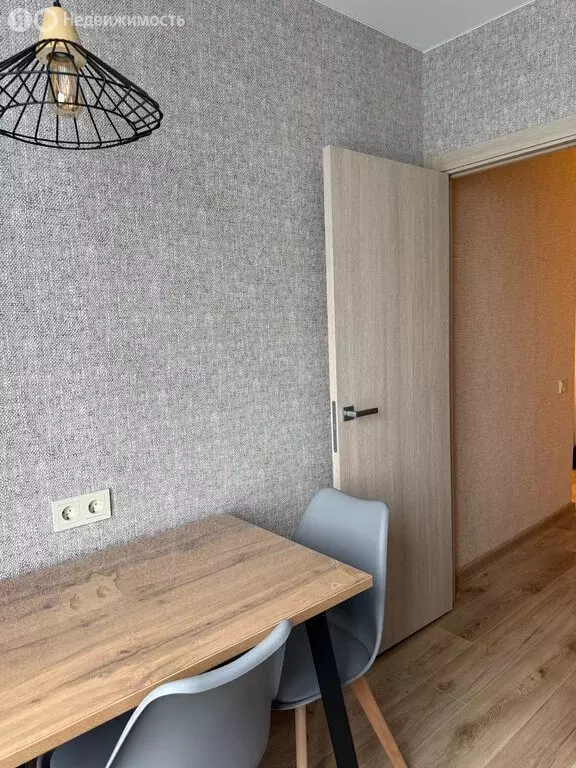 2-комнатная квартира: Химки, улица Бабакина, 2А (46 м) - Фото 1